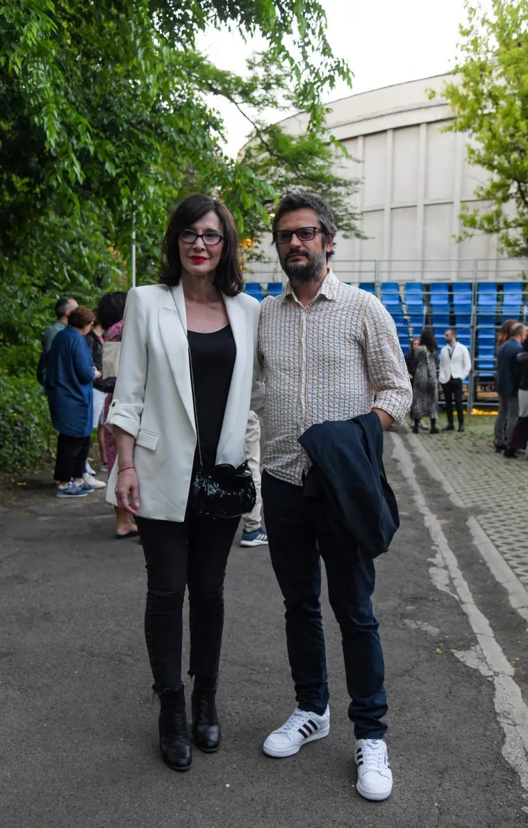 Ljubi 18 godina mlađeg bubnjara, a brak za nju nije opcija: Ova glumica zna što želi