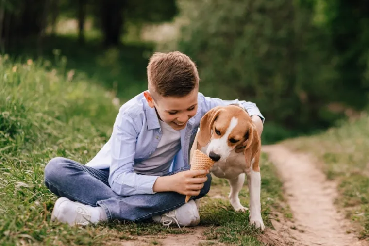 Ovih 14 pasmina pasa odlično se slaže s djecom: Strpljivi su i puni ljubavi
