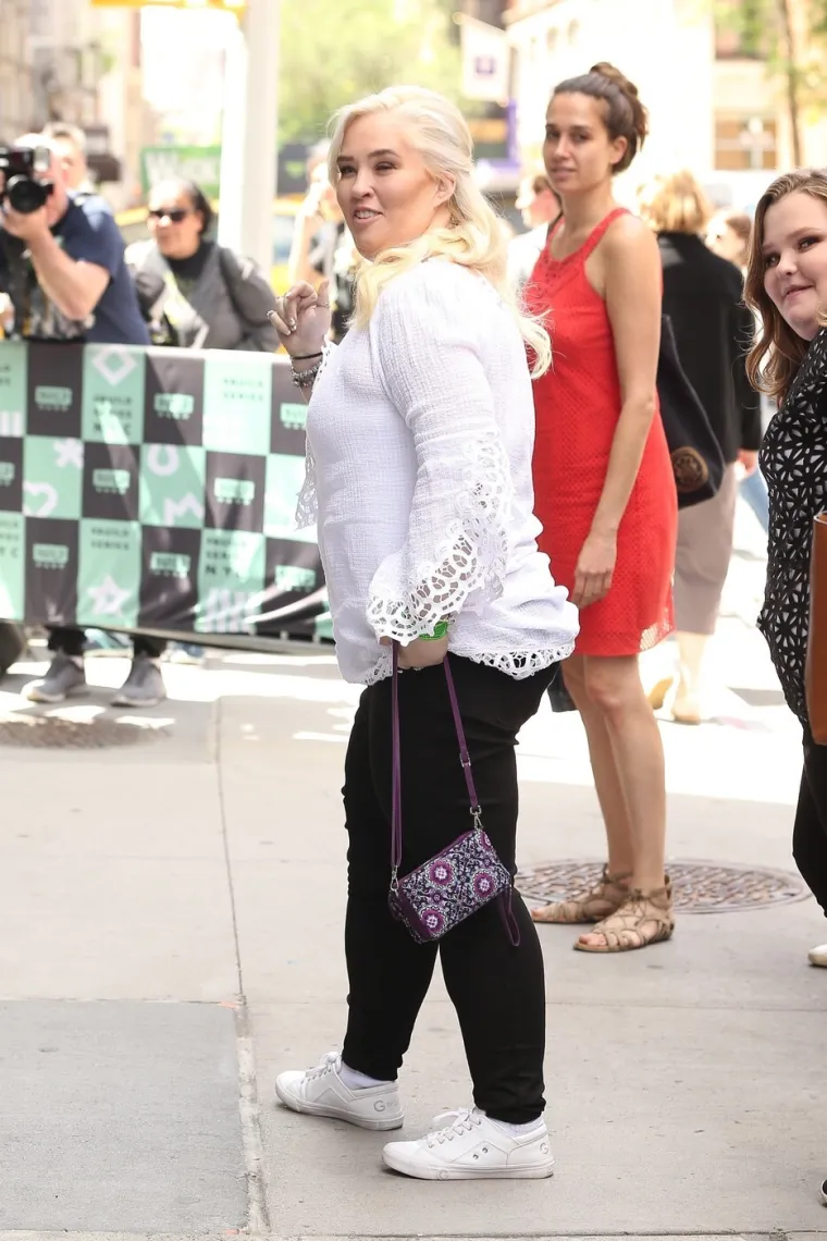 Izgubila kile, promijenila lice i život: Kontroverzna Mama June vi&scaron;e nije ista osoba