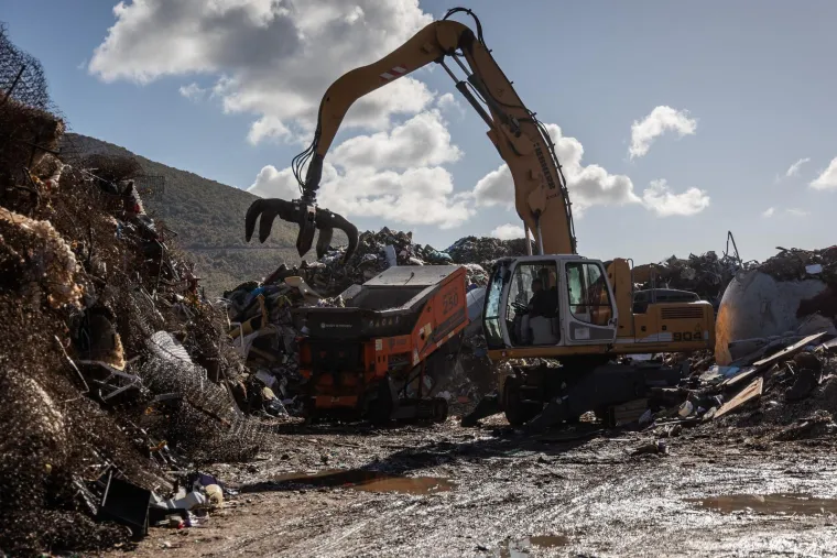 Kod Trogira uništeno 27 tona duhana i cigareta vrijednih 1,3 milijuna eura! 'Zbrinuli smo ih'
