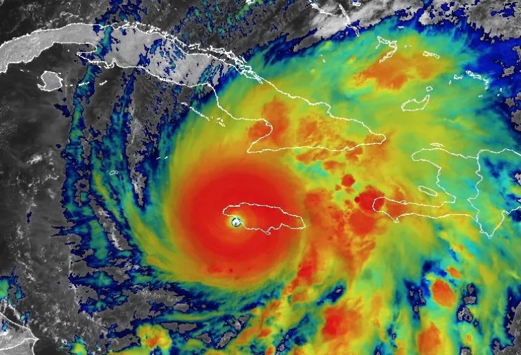 Vjetrovi od 300 kilometara na sat poharali Jamajku: Pogledajte posljedice razorne Melisse