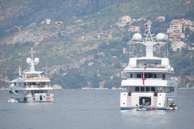 Bernie Ecclestone se rije&scaron;io jahte u Hrvatskoj: Pogledajte kako izgleda milijunska grdosija