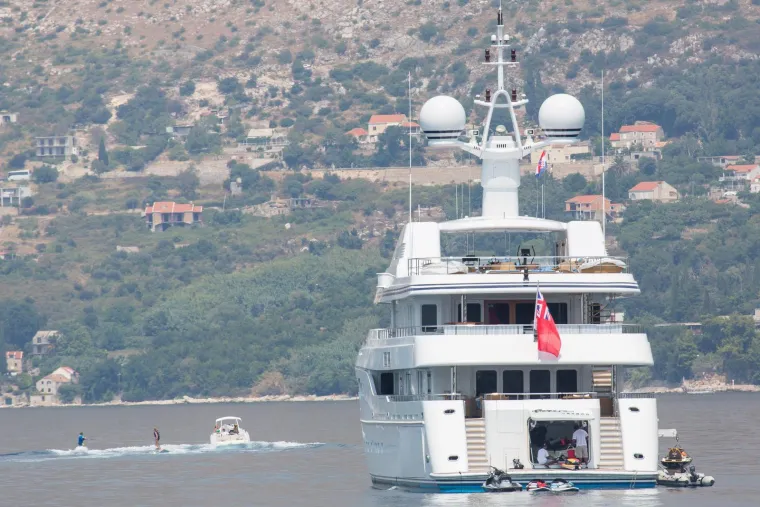 Bernie Ecclestone se rije&scaron;io jahte u Hrvatskoj: Pogledajte kako izgleda milijunska grdosija