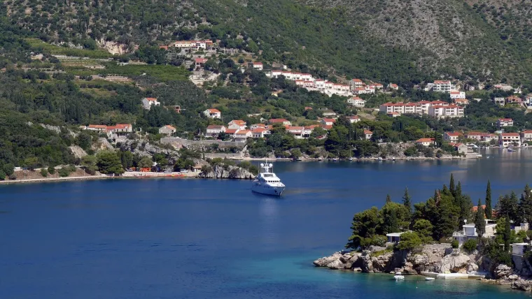 Bernie Ecclestone se rije&scaron;io jahte u Hrvatskoj: Pogledajte kako izgleda milijunska grdosija