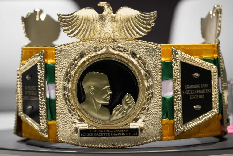 Hrvatski nokauter održao pressicu na kojoj su svi gledali detalj na desnoj šaci