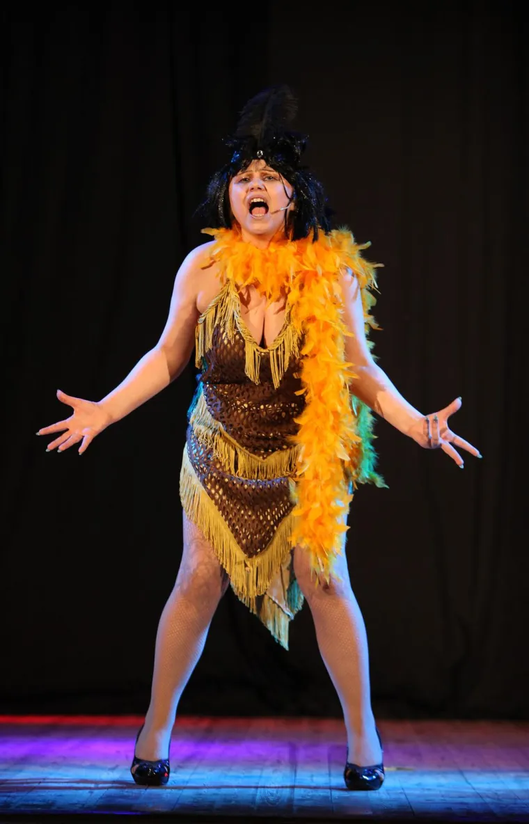 Nikita 90-ih furala rokerski stil: Ovo je ona danas, na starim fotografijama neprepoznatljiva