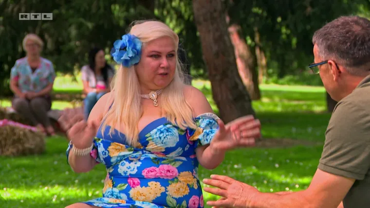 Nikita 90-ih furala rokerski stil: Ovo je ona danas, na starim fotografijama neprepoznatljiva