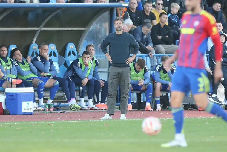 Rat na terenu i na trbinima! Ultrasi nadglasali Torcidu i poslali poruku koja je razgalila Hrvate
