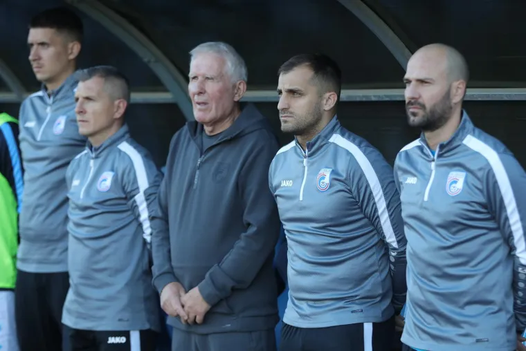 Rat na terenu i na trbinima! Ultrasi nadglasali Torcidu i poslali poruku koja je razgalila Hrvate