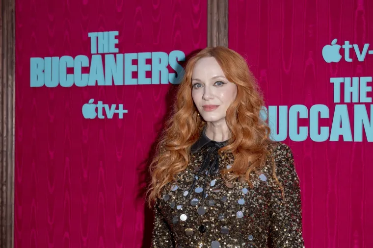 Nazivaju je najseksi crvenokosom Hollywooda: Bujne obline zvijezde 'Mad Mena' i dalje su hit tema