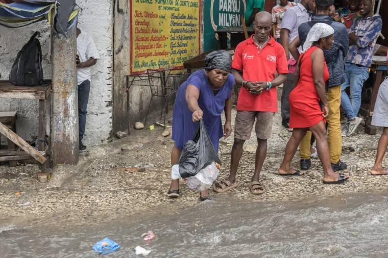 Razorna Melissa poharala Karibe: Iza sebe ostavila poplave, štetu i najmanje 25 žrtava