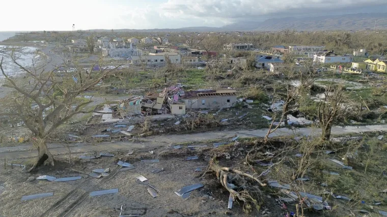 Razorna Melissa poharala Karibe: Iza sebe ostavila poplave, &scaron;tetu i najmanje 25 žrtava