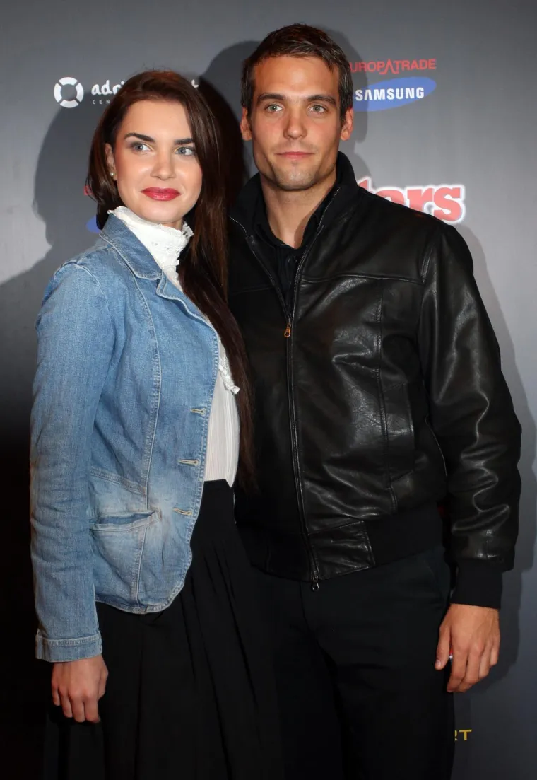 Ovako se partijalo 2008.: Sandra Dabo bila je glavna zvijezda, a Simona je raspjevala cijeli klub