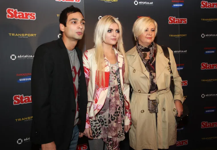 Ovako se partijalo 2008.: Sandra Dabo bila je glavna zvijezda, a Simona je raspjevala cijeli klub