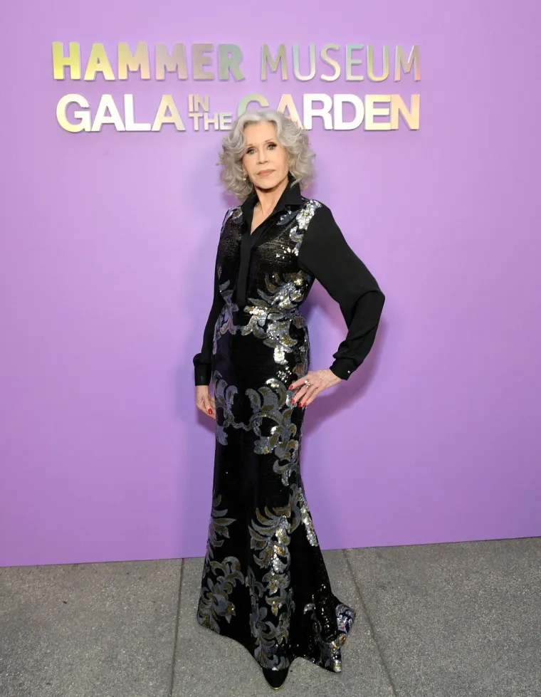 Je li ovo najljep&scaron;a baka na svijetu? Vjerovali ili ne, Jane Fonda ima 87 godina