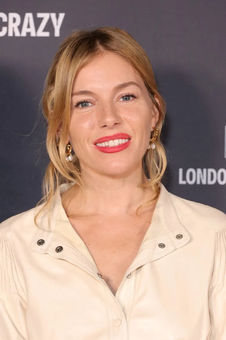 Kako danas izgleda jedna od najljep&scaron;ih glumica? Doživjela je javnu prevaru pa se na kratko povukla