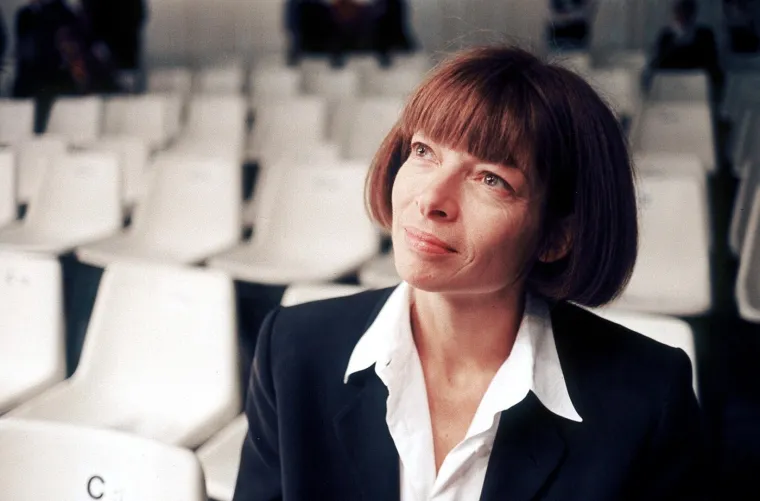 Svi ju znaju kao strogu urednicu Voguea, a pogledajte kako je izgledala u mladim danima