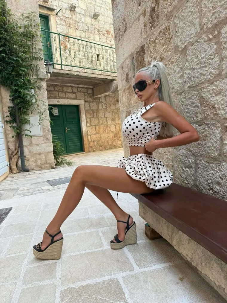 Tko je žena u društvu Ivana Pernara? Zarađuje od OnlyFansa, a sada ulazi u poduzetničke vode