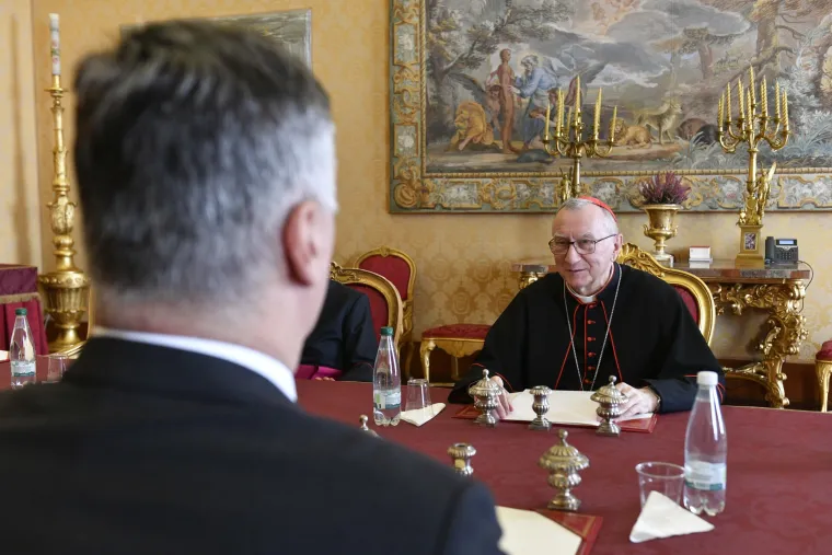 Hoćemo li uskoro gledati ovakav susret i u Hrvatskoj? Pogledajte kako je papa primio Milanovića