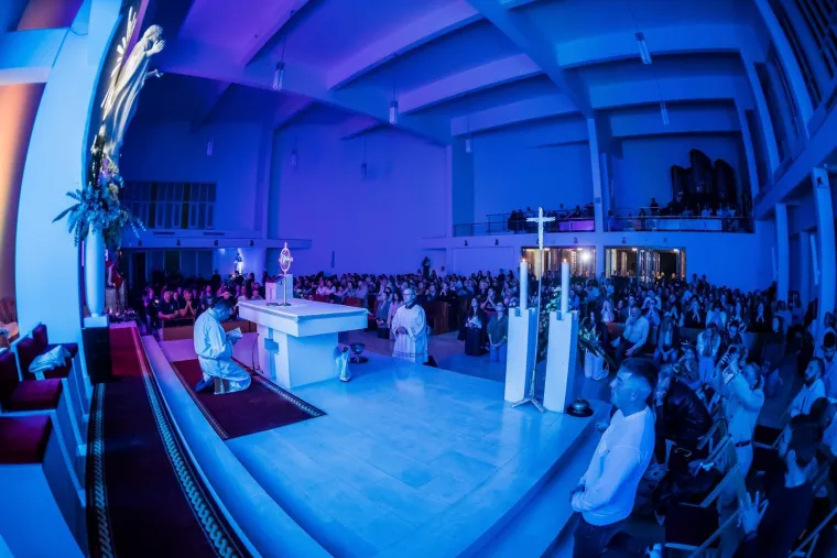 Klanjanjem odgovorili na Noć vje&scaron;tica, jutros ponovno molitelji na trgovima