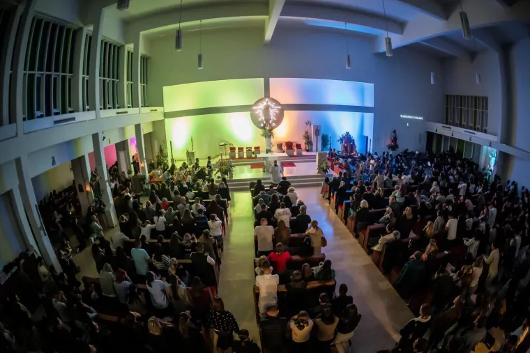 Klanjanjem odgovorili na Noć vje&scaron;tica, jutros ponovno molitelji na trgovima