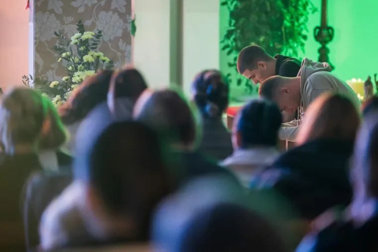 Klanjanjem odgovorili na Noć vje&scaron;tica, jutros ponovno molitelji na trgovima