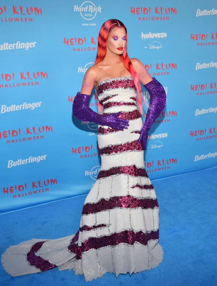 Zečice, dekoltei, perje, lateks... Ovo su najluđi trenuci sa zabave Heidi Klum