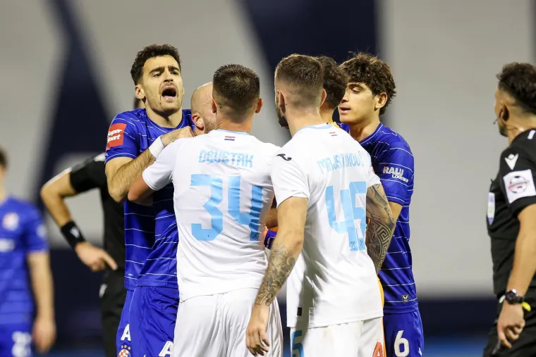 Pogledajte kaos! Kapetan Dinama dijelio šamare, a nije dobio crveni: Pala su dva igrača Rijeke