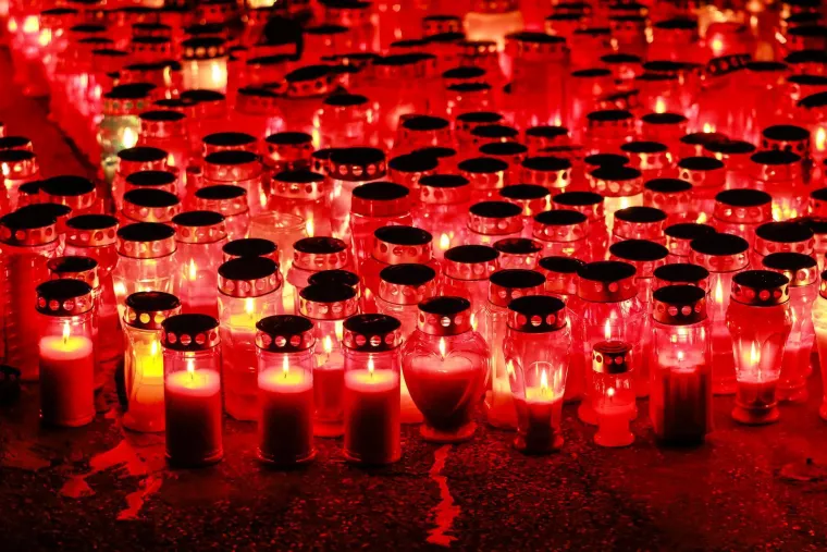 Dirljivi prizori s groblja diljem Hrvatske i tisuće plamenova za one koji žive u srcima