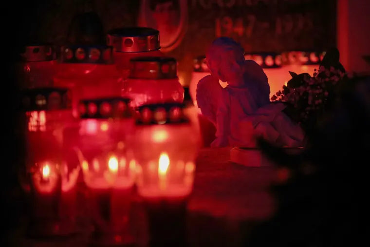 Dirljivi prizori s groblja diljem Hrvatske i tisuće plamenova za one koji žive u srcima