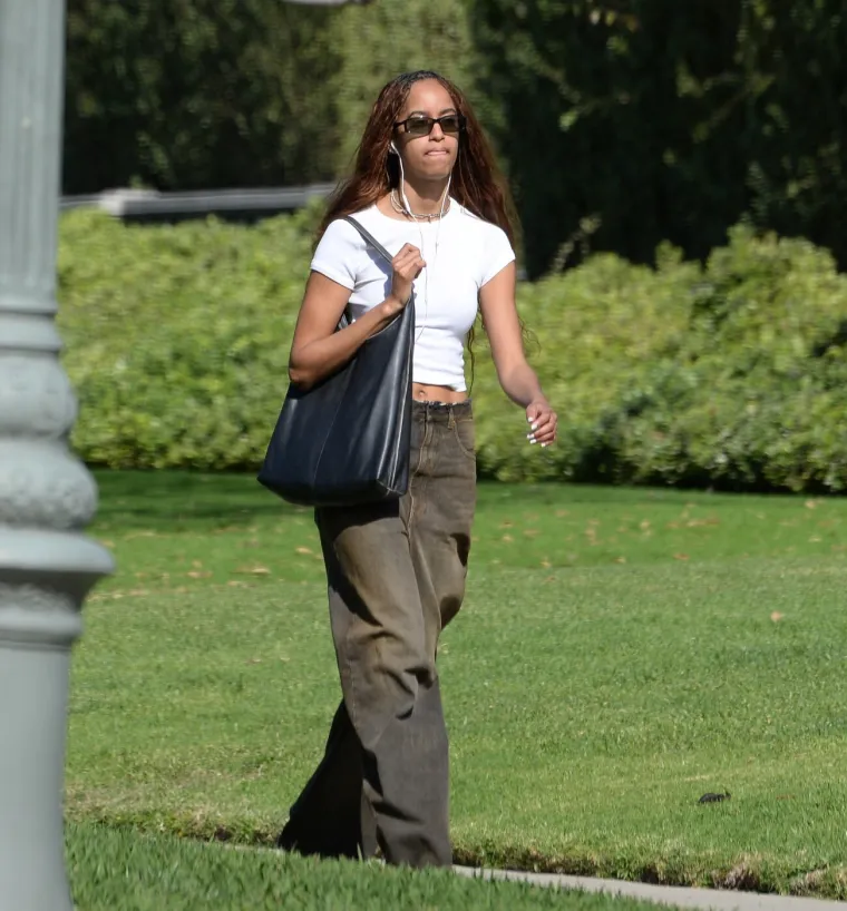Okrenula leđa ocu i promijenila život: Malia Obama vi&scaron;e ne nalikuje slatkici koju pamtimo