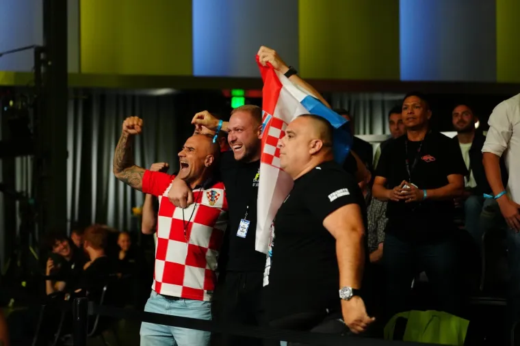 Ovo još nije viđeno: Borilački svijet bruji o tome što se dogodilo u Delijinom UFC meču