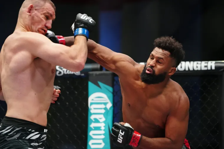 Ovo još nije viđeno: Borilački svijet bruji o tome što se dogodilo u Delijinom UFC meču