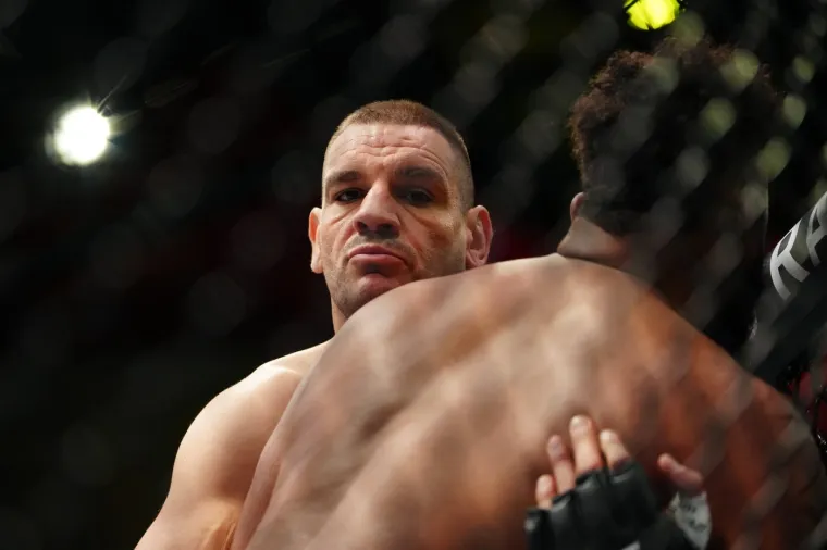 Ovo još nije viđeno: Borilački svijet bruji o tome što se dogodilo u Delijinom UFC meču