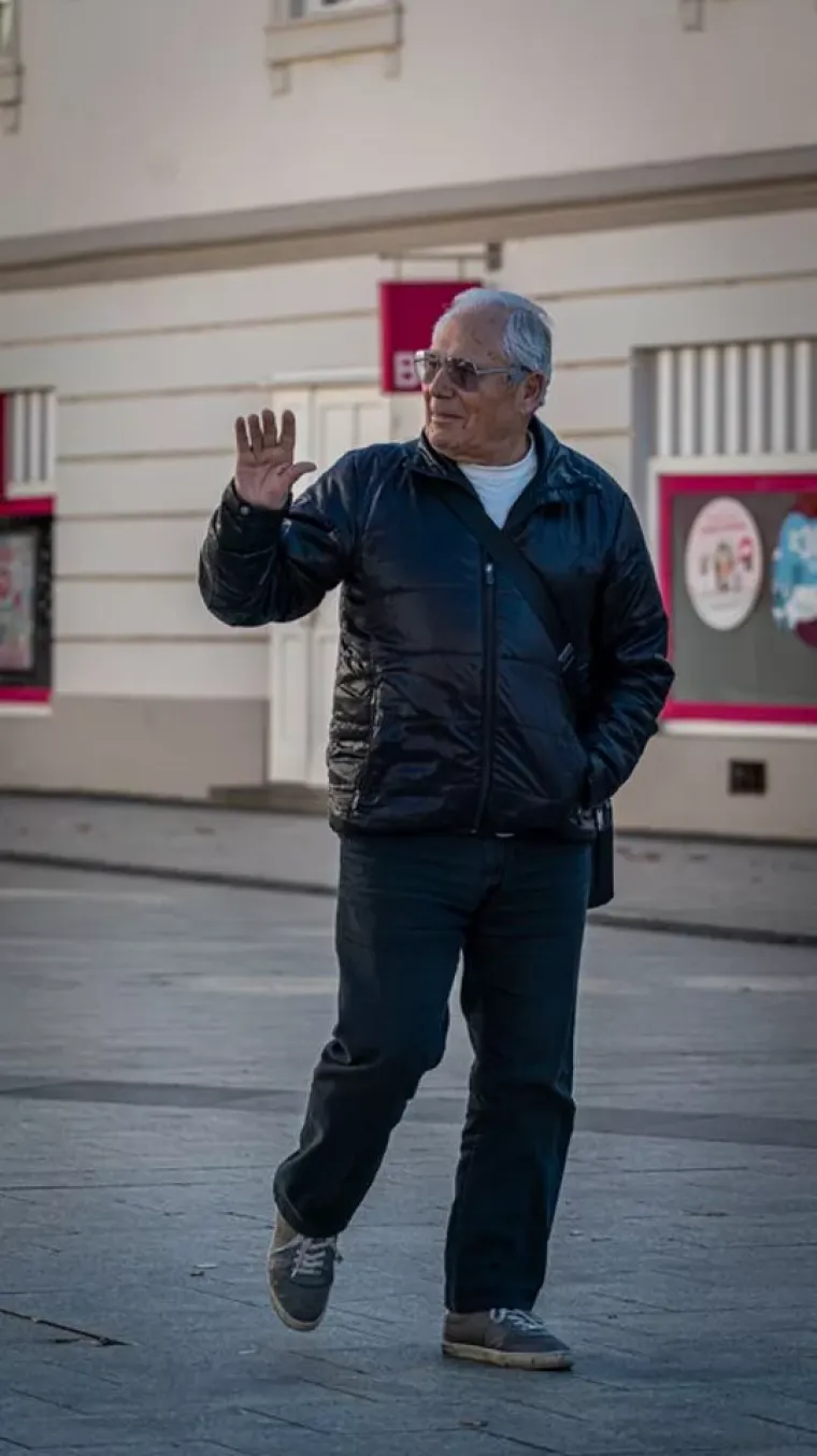 Svi su gledali u nju: Dama u narančastom zasjala na čakovečkoj &scaron;pici