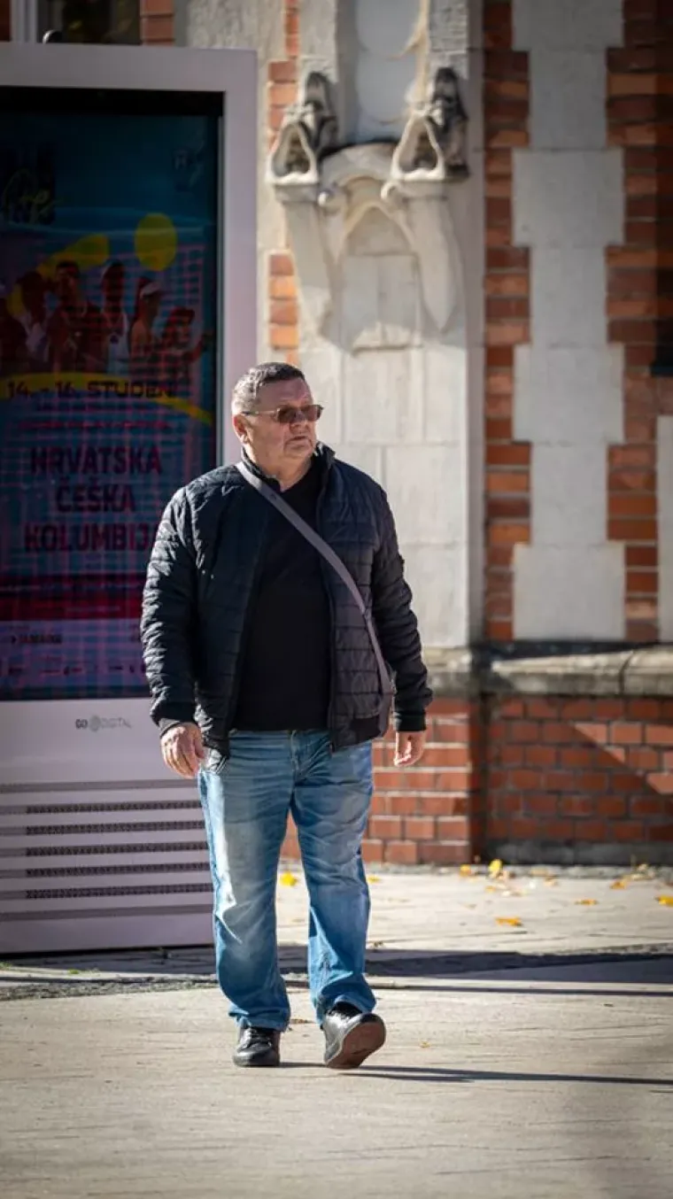 Svi su gledali u nju: Dama u narančastom zasjala na čakovečkoj &scaron;pici