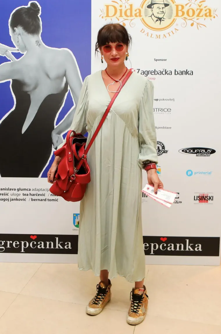 Od djevojke Zvonimira Bobana do ikone stila: Pogledajte kako se kroz godine mijenjala Leonarda