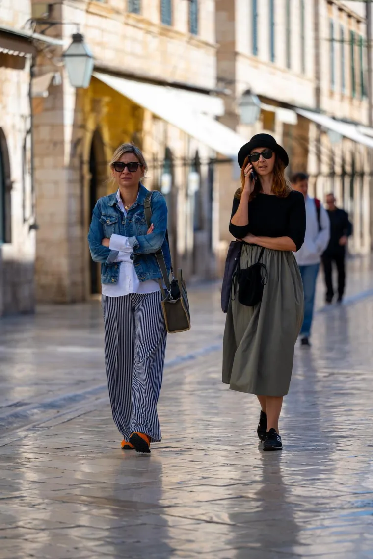 Svoju ljubav okrunili brakom u Dubrovniku: S ovih golupčića mnogi nisu skidali pogled