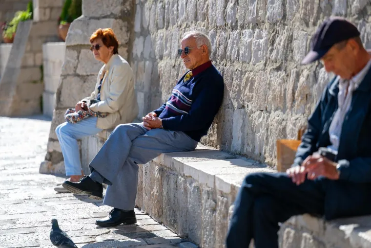 Svoju ljubav okrunili brakom u Dubrovniku: S ovih golupčića mnogi nisu skidali pogled