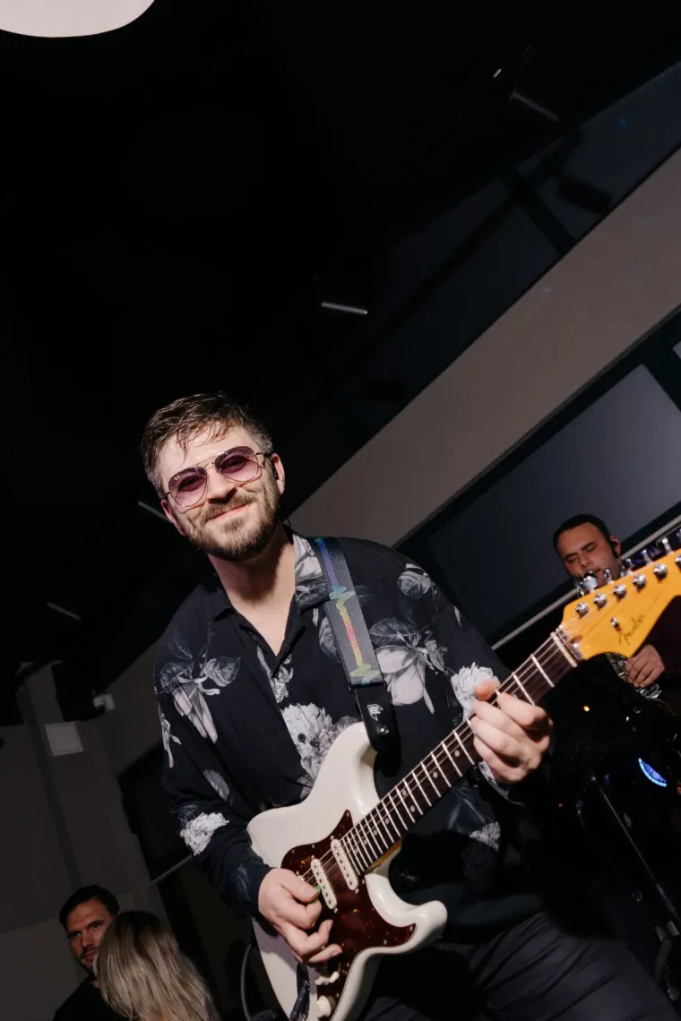 Pogledajte kako se tulumarilo u Zadru: &Scaron;armantnu plavokosu damu te&scaron;ko je bilo ne zamijetiti