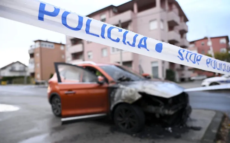 Buktinja u Zagrebu: Planula dva auta gotovo jedan do drugoga, požar je podmetnut?