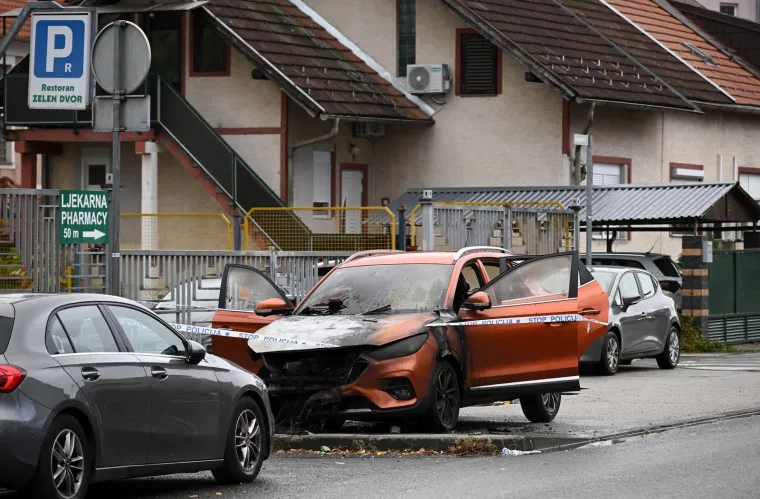 Buktinja u Zagrebu: Planula dva auta gotovo jedan do drugoga, požar je podmetnut?
