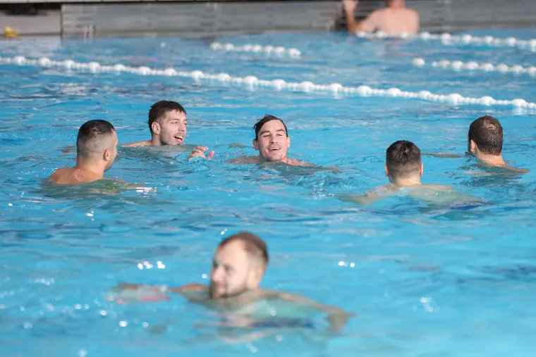 Okupile se Barakude i skočile u bazen, Tucak najavio: 'Ra&scaron;čistit ćemo neke stvari'