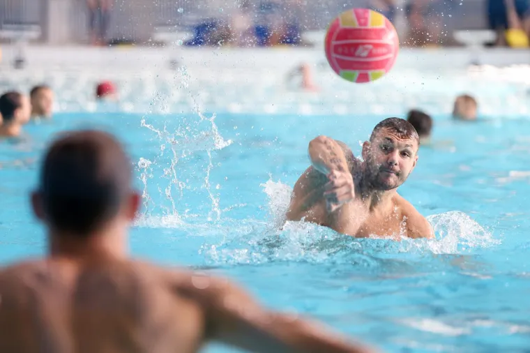 Okupile se Barakude i skočile u bazen, Tucak najavio: 'Ra&scaron;čistit ćemo neke stvari'