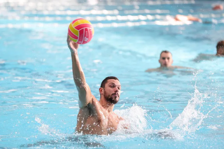 Okupile se Barakude i skočile u bazen, Tucak najavio: 'Ra&scaron;čistit ćemo neke stvari'