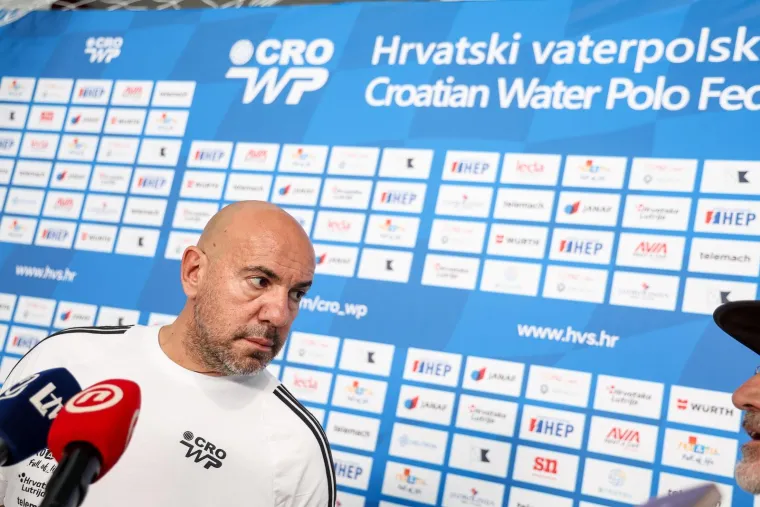 Okupile se Barakude i skočile u bazen, Tucak najavio: 'Ra&scaron;čistit ćemo neke stvari'