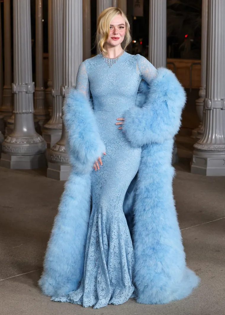 Na gala večeri pjevačica &scaron;okirala izdanjem: Pojavila se skoro u potpunosti gola