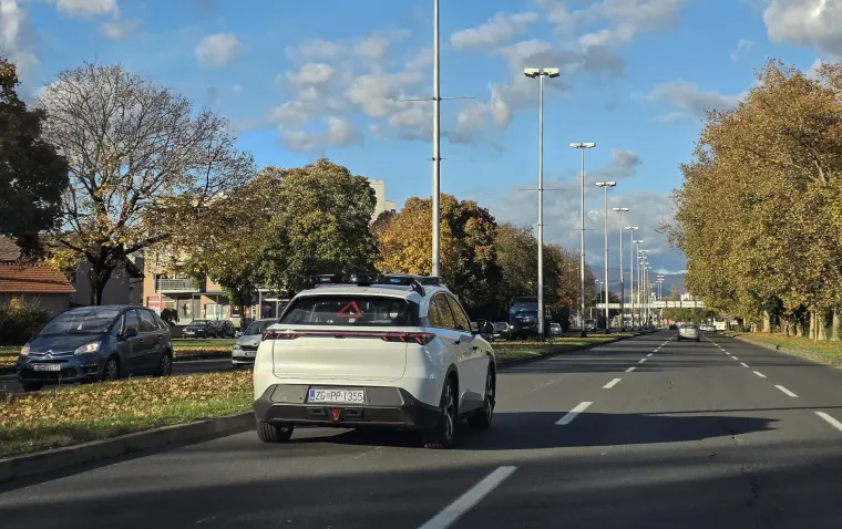 Robotaksiji uskoro postaju stvarnost? Novim Zagrebom vozi auto - bez vozača