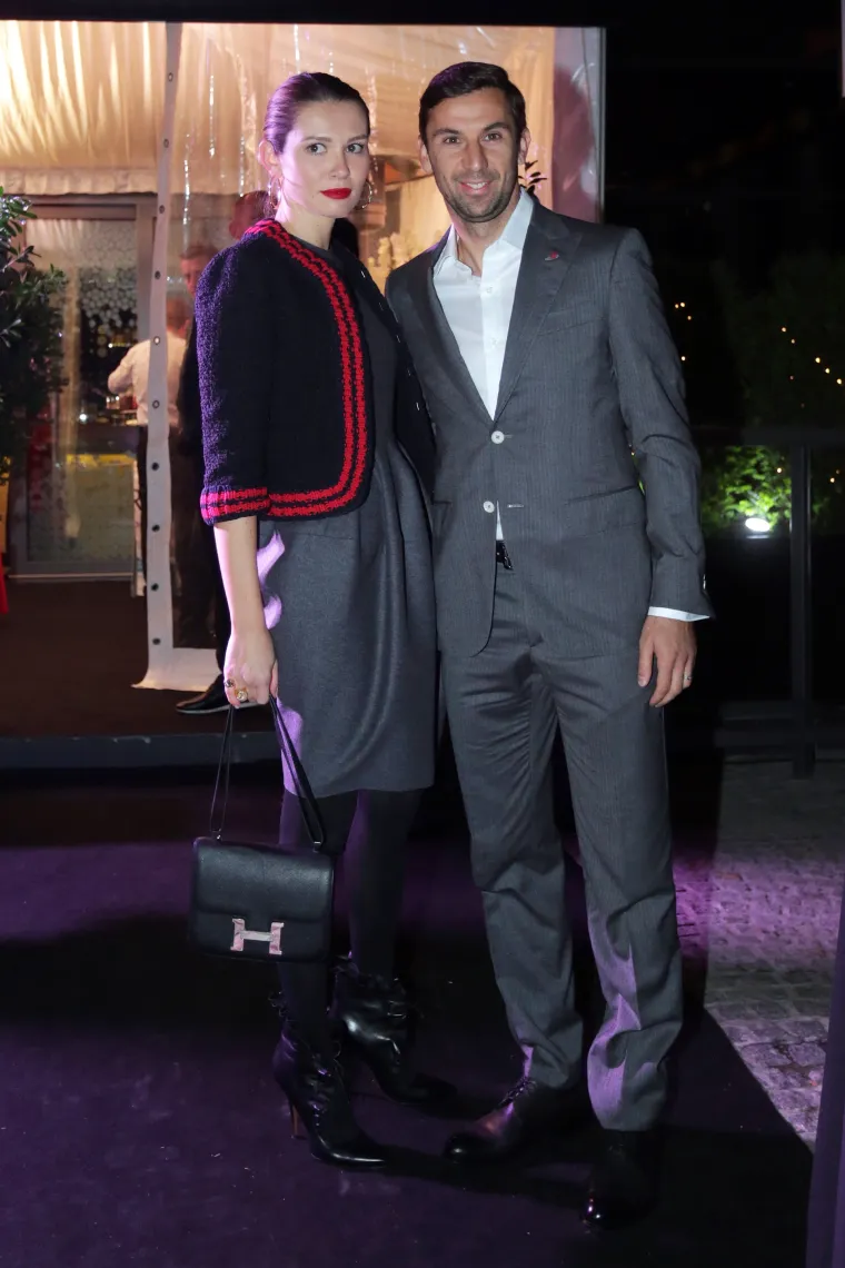 Upoznali se na narodnjacima, a danas žive kao Beckhamovi: Kako se mijenjala Mirela Forić Srna?