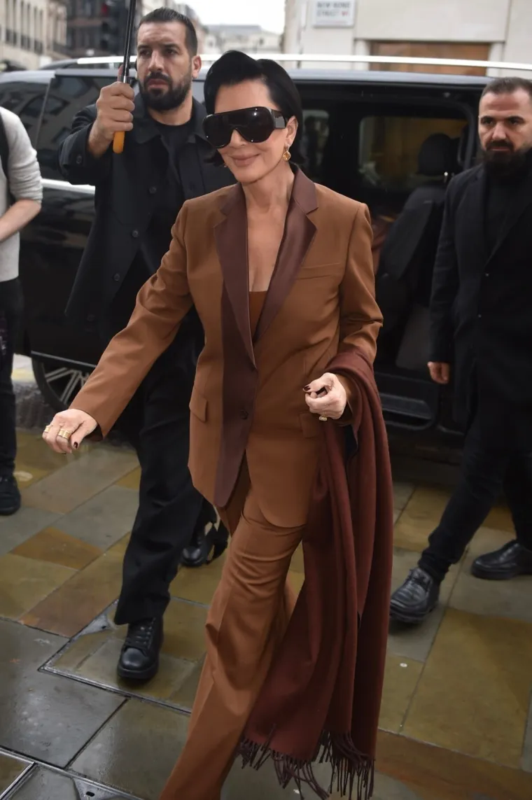 Kris Jenner navr&scaron;ila je 70, a nikad nije izgledala ovako dobro: Pogledajte kako se mijenjala